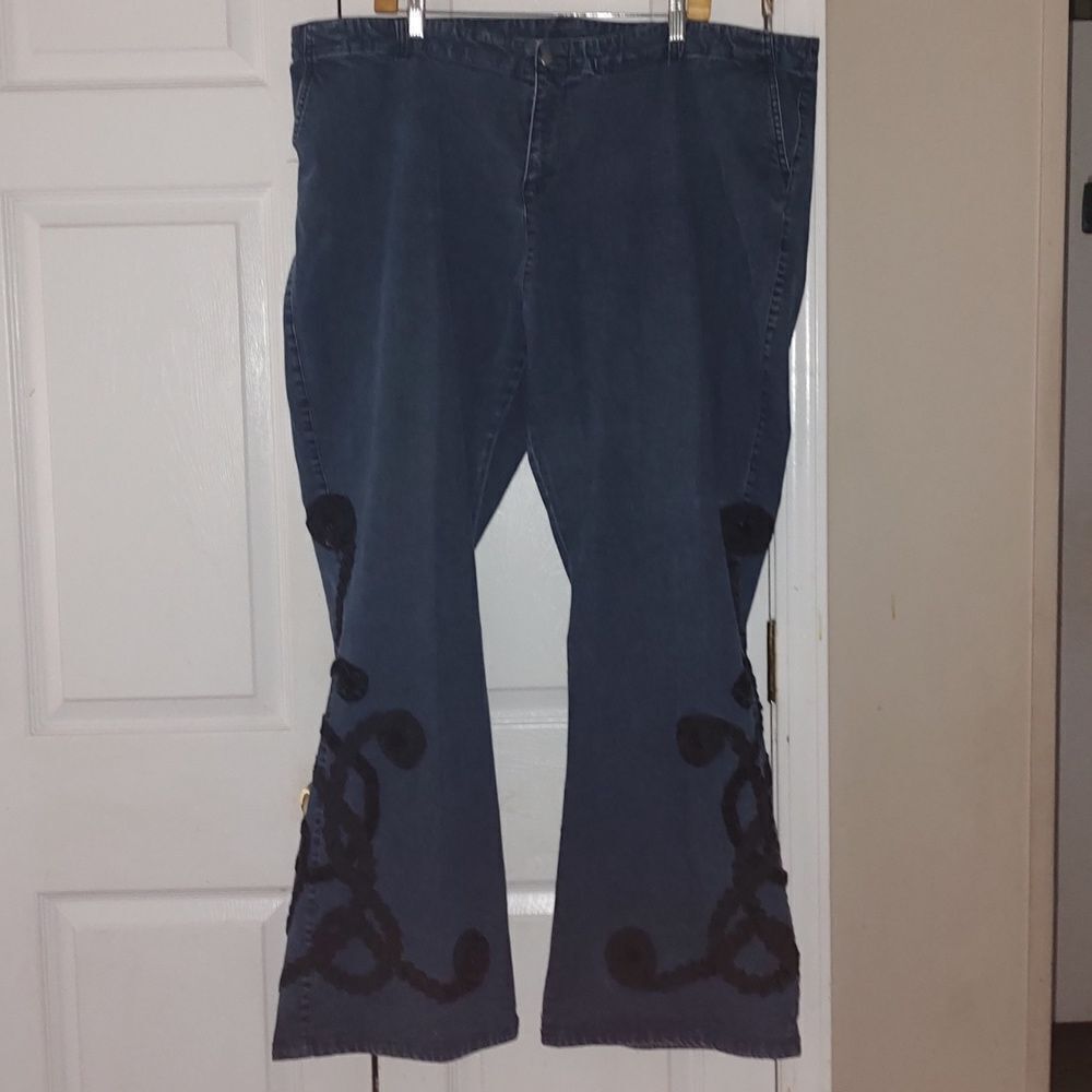 Pamela McCoy Collection stretch side embellished bell bottom jeans Sz 3X